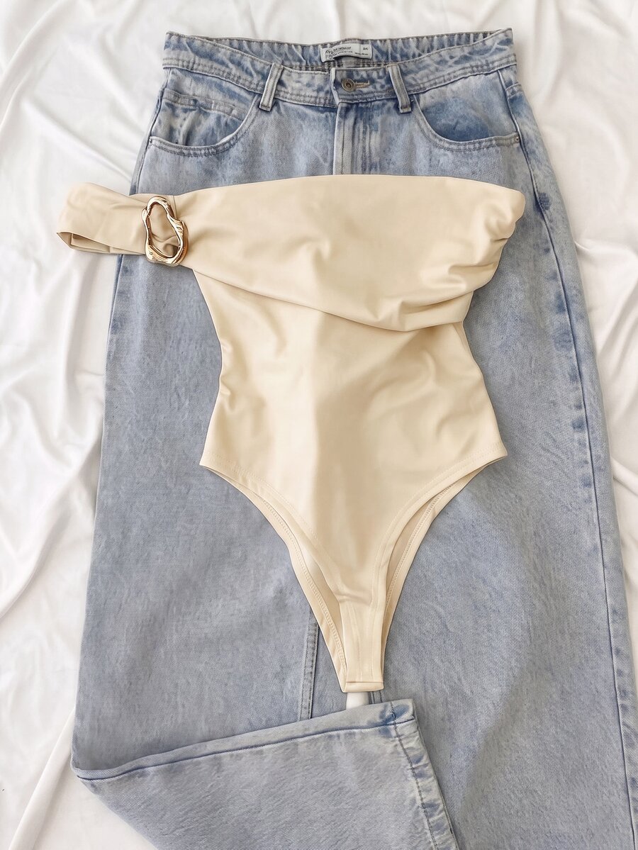 INAWLY Plus Size Sexy Fashion Metal Decor Bodysuit - Apricot - View 1