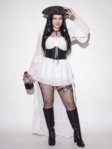 SHEIN ICON Gaun Ukuran Besar Warna Putih Hitam Kerah Persegi Depan Berkerut Pendek Belakang Panjang, Kostum Halloween Gaya Boho Gothic, Pesta Malam Gaya Kapten Istana Musim Gugur - Hitam dan Putih - View 1