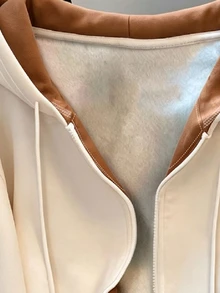 Resyla 女款刺繡時尚拉鍊長袖運動衫 - 杏色 - 查看 4