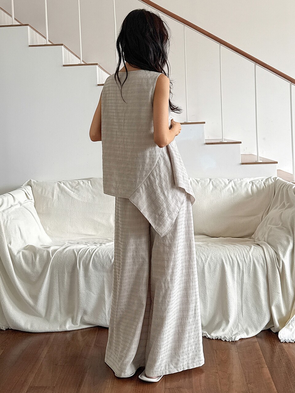 Women's Round Neck Asymmetrical Hem Sleeveless Top And Wide Leg Pants Loungewear Set