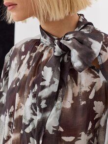 KÆRIA Hus Bow Tie Neck Balloon Sleeve Blouse Shadow Floral Print - Elegant, Luxury, Vacation - Multicolor - View 6