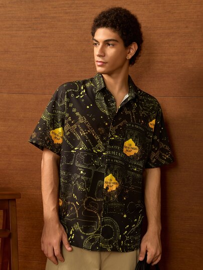 HARRY POTTER X SHEIN Camisa casual de manga corta con estampado de letras y abotonadura sencilla para hombre