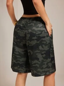 SHEIN PETITE Women's Fashion Camouflage Print Drawstring Waist Pocket Shorts Campus - Army Green - View 2