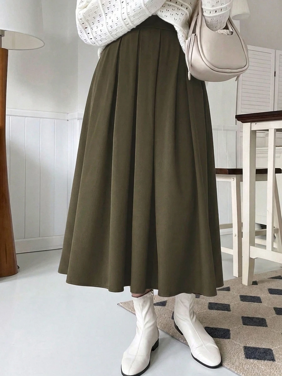 Dazy Plus 純色 A 字長版優雅大尺碼女款休閒四季百搭裙 - 軍綠色 - 查看 1