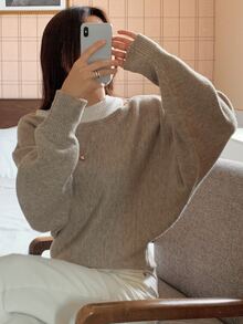 DAZY 女款寬鬆拼色亨利領上衣，仿疊層軟針織毛衣 - 卡其色 - 查看 5