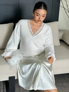 Dazy Plus Fuzzy Thick Contrast Lace Trim Beaded Decor Loose Long Sleeve Elegant Spring/Autumn Pullover Sweatshirt - Beige - View 3