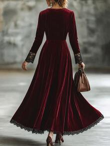LUMIGAL Gaun Panjang Wanita Berwarna Hitam dengan Hiasan Renda dan Patchwork Beludru Merah Anggur - Burgundy - View 2