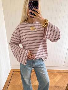 SHEIN EZwear 海外長袖草莓巧克力條紋上衣，秋季上衣，適合日常通勤、聚會、秋冬/夏季、聖誕節、新年、感恩節、派對、婚禮、海灘、畢業典禮、優雅、外出、約會、通勤、情人節、優雅、度假、Y2K、畢業典禮等場合 - 彩色 - 查看 5
