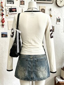 Lalippa 女款 V 領騎士圖案休閒日常長袖 T 恤 - 彩色 - 查看 2