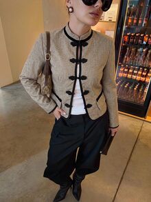 Siren Gaze 秋冬新款復古優雅皇家風女款短夾克 辦公室穿搭 黑色 - 卡其色 - 查看 9