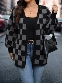 SHEIN Clasi Sweater Kardigan Rajut Jacquard Motif Kotak-kotak Vintage Ukuran Besar, Musim Gugur/Dingin - Hitam - View 1
