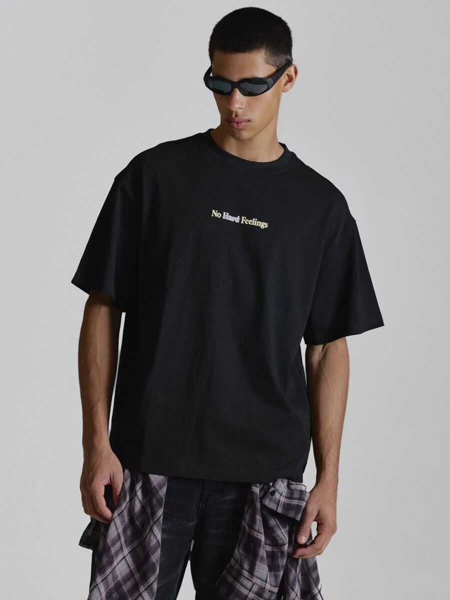 Musero Oversized Drop Shoulder Tshirt "No Hard Feelings"Graphic Print Crew Neckline Autum Winter Essentials - Black - View 1