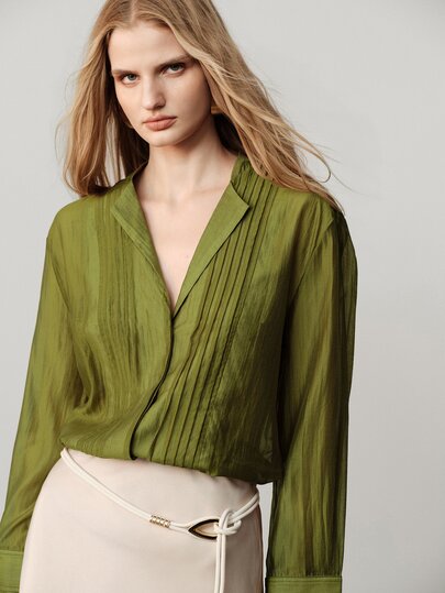 Aveloria Modichic Autumn/Winter Olive Green Solid Color Lapel V-Neck Button-Down 3D Pleated Tooth-Pleat Design Loose Long Sleeve Women's Blouse, Exquisite Elegant Minimalist Design, Heavy Craftsmanship, Commute Casual Vacation Modern Old Money Luxury Versatile