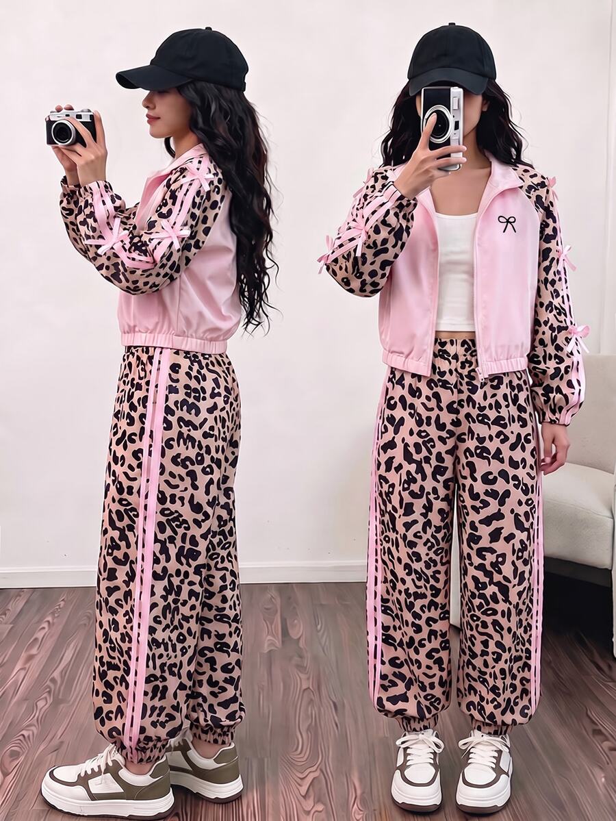 Sparklyn 女童休閒百搭極簡夾克套裝,胸前白色字母刺繡,袖口與褲側白色緞帶蝴蝶結,彈性袖口與下擺 - 粉色 - 查看 1