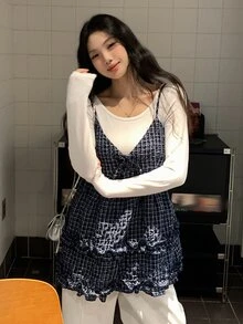 DAZY V-Neck Spaghetti Strap Sleeveless Deep Blue & White Plaid Fabric Cinched Waist Multi-Layer Ruffle Hem Women's Tank Top Fall - Blue - View 4