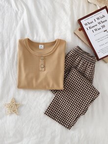 SHEIN Boys Classic Solid Khaki Ribbed Knit Pajama Set, Soft Skin-Friendly Crew Neck Long Sleeve Top & Pants, Comfy Homewear - Khaki - View 4