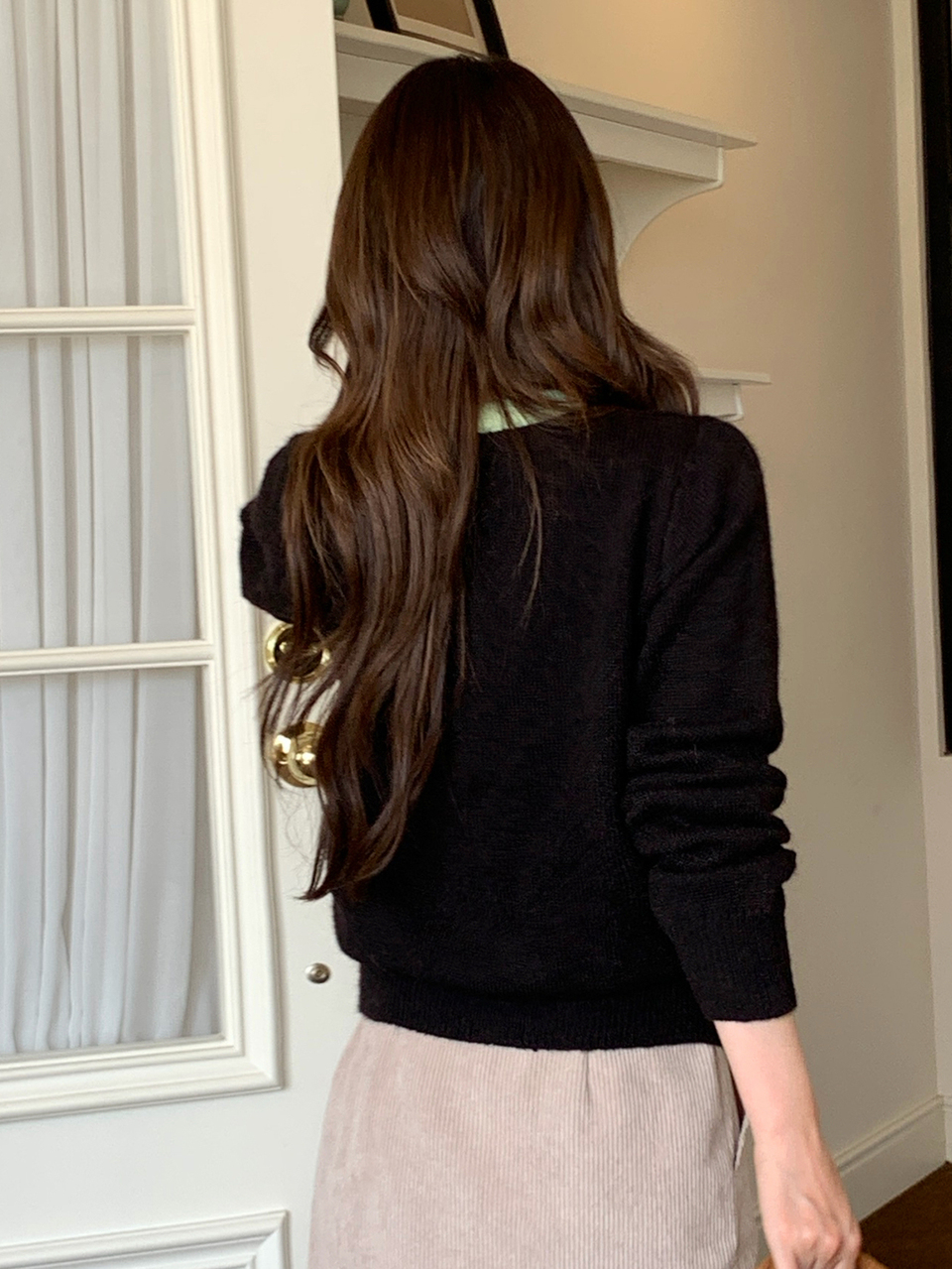 Deep Brown Round Neck Contrast Green Collar Button Half-Placket Loose Long Sleeve Casual Knit Sweater