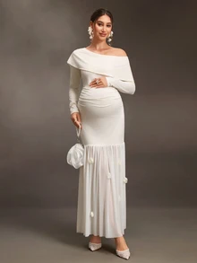 Cheriluna Maternity فستان حمل طويل الأكمام بلون المشمش مع ديكور زهري ثلاثي الأبعاد، كتف غير متماثل من الشبك، خصر مجعد، قصة ضيقة - لون مشمشي - مشاهدة 6