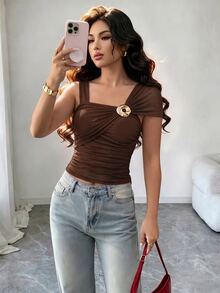 SHEIN Franclia 女款夏季網紗上衣，不對稱領口，披肩袖，金屬裝飾，透視設計，休閒度假街頭風襯衫 - 咖啡棕 - 查看 5