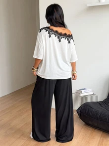 Coolane 女款大尺碼夏秋優雅性感休閒正式度假舒適蕾絲拼接黑白不對稱領口T恤與寬腿褲2件套 - 黑與白 - 查看 4