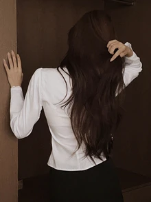 DAZY 純色領口修身短袖白色女款襯衫 - 白色 - 查看 7