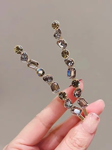 DAZY Versatile Elegant Bangs Clip Straight Clip Fashion Side Hair Strands Vintage Rhinestone High-End - Silver - View 2