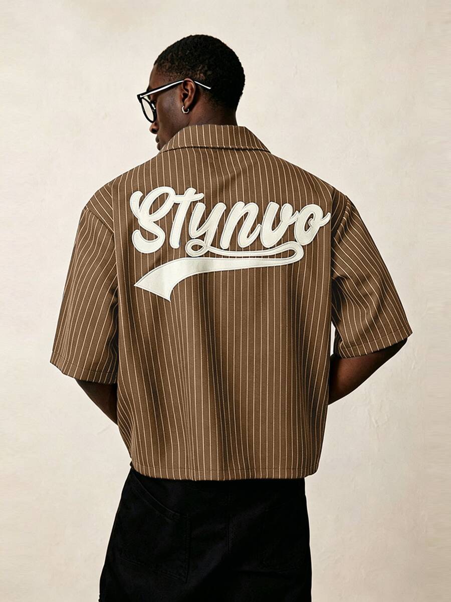 STYNVO 男士休閒條紋字母刺繡襯衫,夏季 - 卡其色 - 查看 1