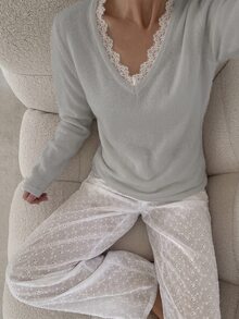 Flirla Women's Autumn/Winter Casual Young Versatile Lace Trim Patchwork Soft Slim Fit Knit Sweater - Light Grey - View 3