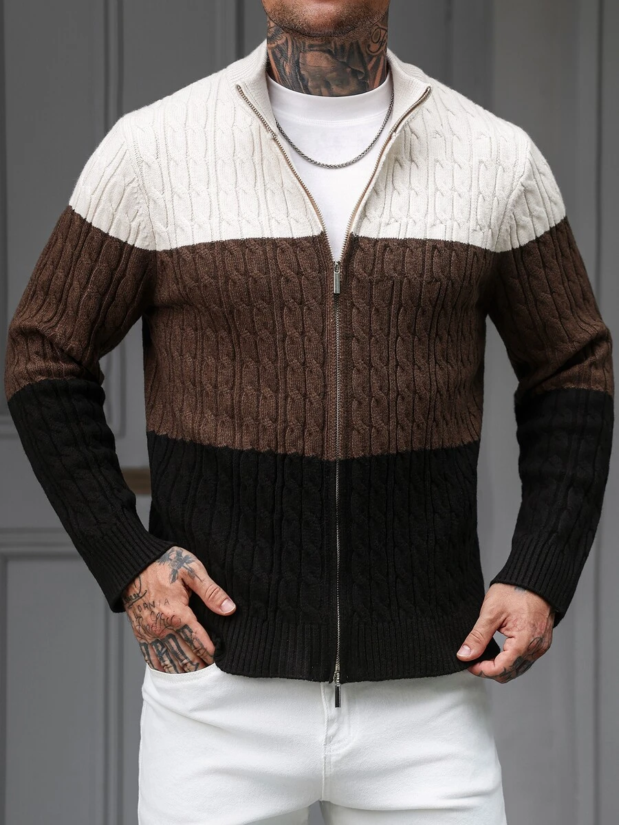 Manfinity CasualCool جاكيت كارديجان رجالي محبوك بكابلات وتصميم كتل لونية، بياقة واقفة وسحاب أمامي، كنزة محبوكة بلون موحد بنسيج ثلاثي الأبعاد وأكمام طويلة - قهوة بني - مشاهدة 1