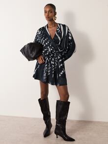 MERLEAU Women's Modern Mini Black & White Print Dress - Multicolor - View 1