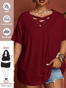 SHEIN CURVE+ 大尺碼女款純色桃紅色交叉V領短袖T恤，夏季 - 酒紅色 - 查看 7