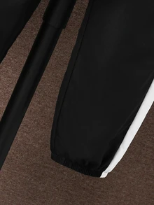 SHEIN 男童 2件組三色拼接半拉鍊連帽防風夾克外套與工裝長褲套裝，大童運動休閒套裝，秋季穿搭，秋季服飾 - 黑與白 - 查看 7