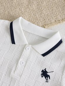 SHEIN Genkimix Kids 2件組青少年男孩套裝，舒適長袖領口 Polo T恤，胸前小馬刺繡設計，搭配海軍藍休閒長褲，鬆緊腰設計，寬鬆版型，適合秋季度假、日常外出等場合 - 白色 - 查看 4