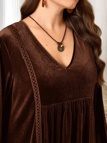 EMERY ROSE 大尺碼女款 V 領長袖天鵝絨蕾絲飾邊拼接棕色洋裝，秋冬家庭生日搭配波希米亞 1960 年代秋季感恩節派對 - 咖啡棕 - 查看 7