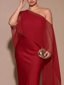 SHEIN BAE CURVE 大尺碼女款優雅長版不對稱單肩洋裝 - 紅色 - 查看 4