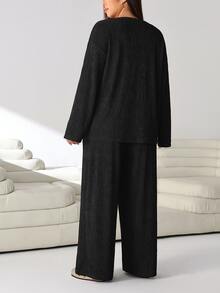 Solflare Plus Size Autumn Casual Solid Color Top And Pants 2 Pieces Set - Black - View 2