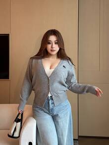 Vibekara Plus Size Simple Elegant Women's Deep V-Neck Long Sleeve Cardigan Sweater, Suitable For Autumn/Winter - Grey - View 3