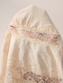 Willow Rêve Women's Cream V-Neck Bell Sleeve Lace Trim BOHO FLOWY TUNIC TOP - Cream - View 8