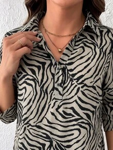 SHEIN LUNE 大尺碼豹紋中袖襯衫 - 彩色 - 查看 3