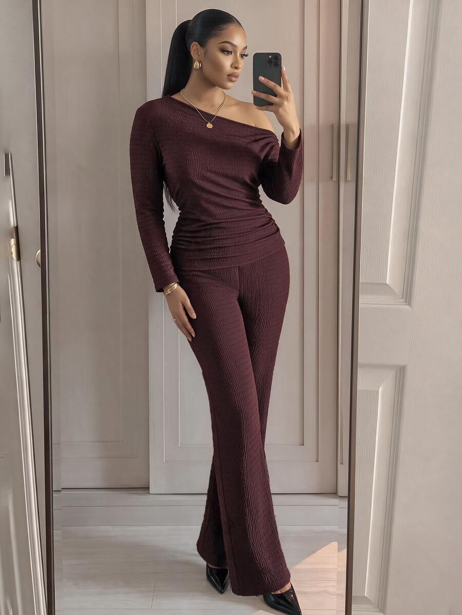 SHEIN Lady CURVE Plus Size Women Solid Color Asymmetrical Shoulder Long Sleeve T-Shirt And Flare Pants 2 Pieces Set - Brown - View 1