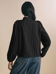 Poéselle 女款條紋長袖單排扣拼接荷葉邊襯衫 - 黑色 - 查看 5