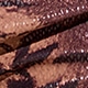 متعدد الألوان