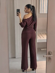 SHEIN Lady CURVE Plus Size Women Solid Color Asymmetrical Shoulder Long Sleeve T-Shirt And Flare Pants 2 Pieces Set - Brown - View 2