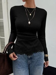 Lavishia 女款優雅秋季淺灰色圓領長袖修身T恤，對比色蕾絲刺繡荷葉邊下擺上衣，百搭秋季上衣 - 黑色 - 查看 6