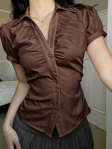 SHEIN EZwear 女款梭織素色短袖單排扣百褶襯衫 - 鏽棕色 - 查看 1