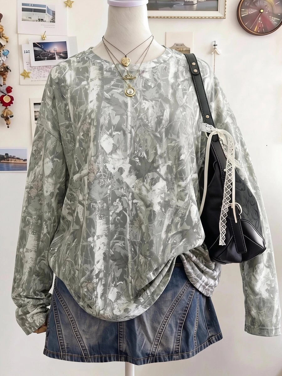 SHEIN EZwear Autumn New Camouflage Tree Branch Print Pattern Round Neck Long Sleeve Loose Fit Suitable For Autumn, Plus Size Top, Suitable For Daily Commute, Gathering, Autumn/Winter/Summer, Christmas - Multicolor - View 1