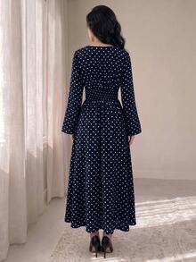 Modelyn 春秋法式通勤優雅波點收腰百褶抽繩喇叭袖長洋裝女款 - 藏蓝色 - 查看 2