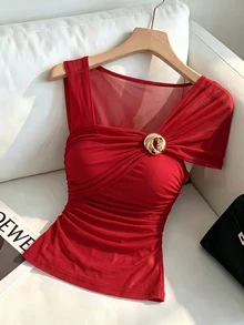 SHEIN Franclia 女款夏季網紗上衣，不對稱領口，披肩袖，金屬裝飾，透視設計，休閒度假街頭風 - 紅色 - 查看 3