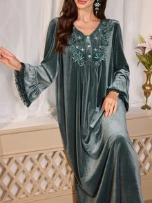 PalaceNights Heavy Embroidery Collar Velvet Long Nightgown - Dark Green - View 1