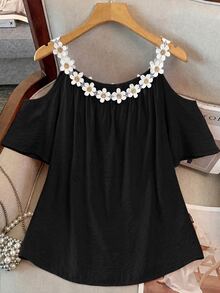 Elenzga Plus Size Round Neck Patchwork Lace Collar Cold Shoulder Short Sleeve Meteor Pleated Texture Pink Blouse - Black - View 3